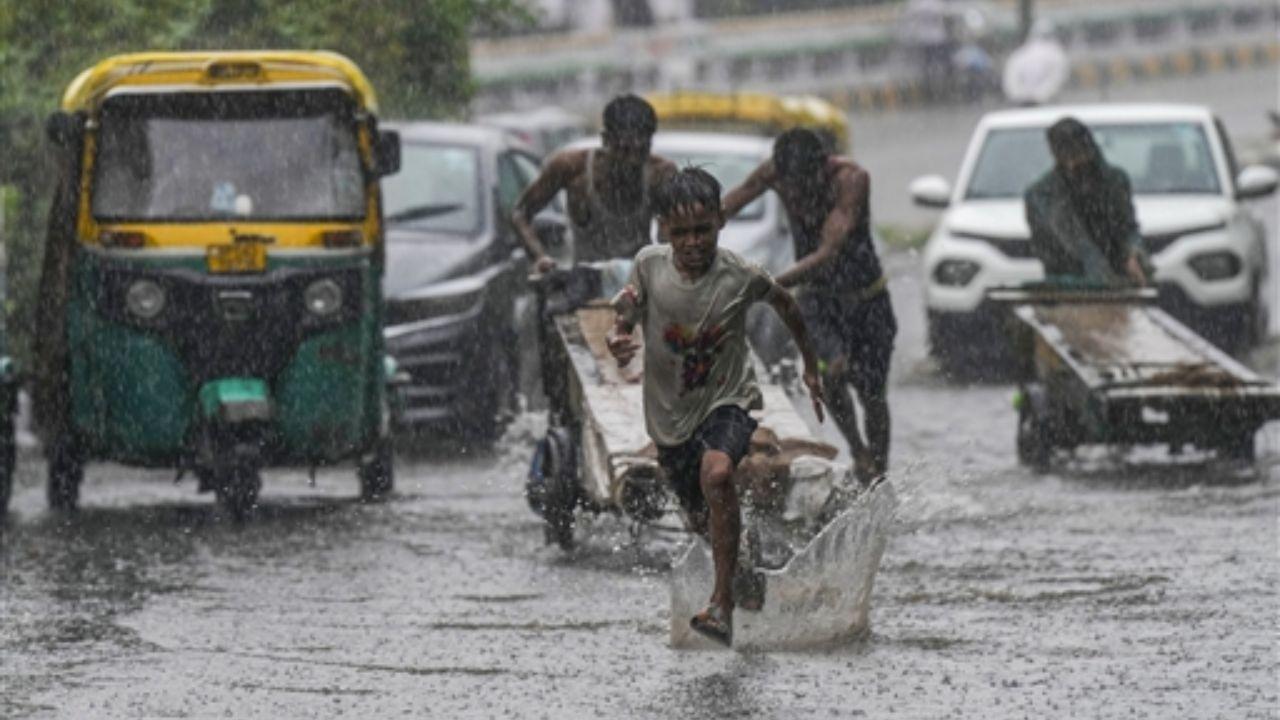 Several parts of Delhi were waterlogged on Sunday following fresh spells of incessant rain. Areas like Najafgarh in West Delhi saw severe waterlogging.