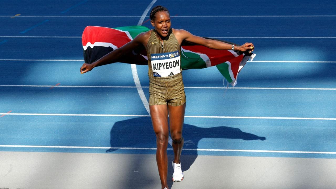 Why was Kipyegon disqualified after being second-fastest in 5000m final?