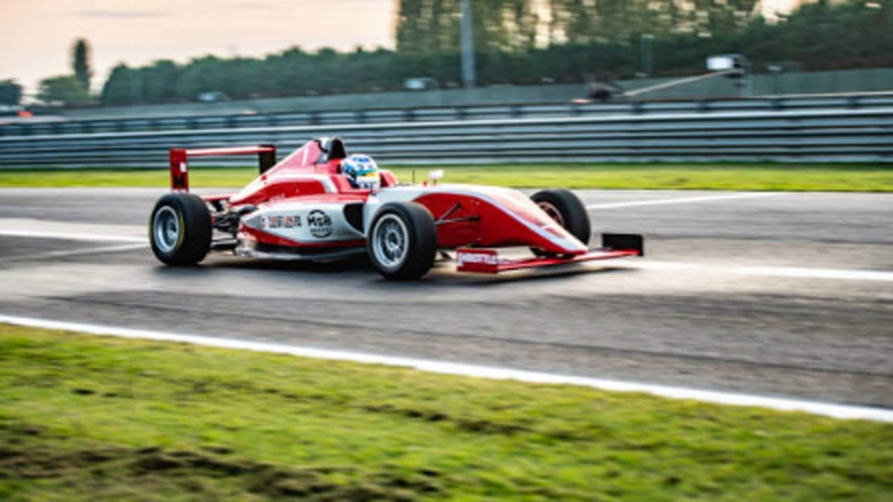 Formula 1600 Nat’l C’ship: Abhay Mohan wins title
