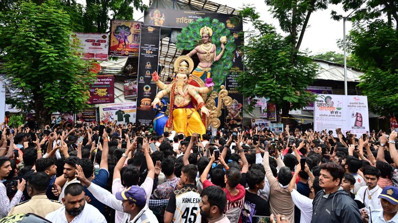 During Ganesh festival, elaborately decorated idols of Lord Ganesha are installed in homes, temples, and pandals
