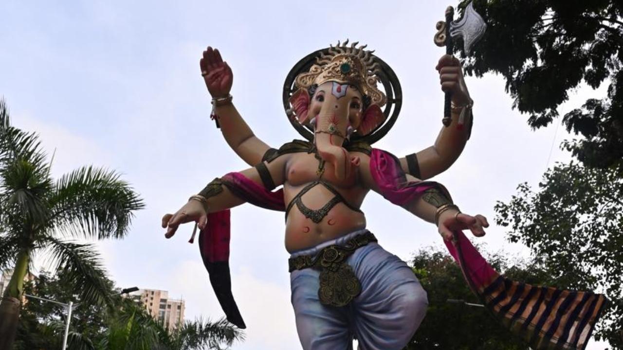 The festivities begin with the placement of a clay idol of Lord Ganesha in houses, temples, and public pandals (temporary constructions)