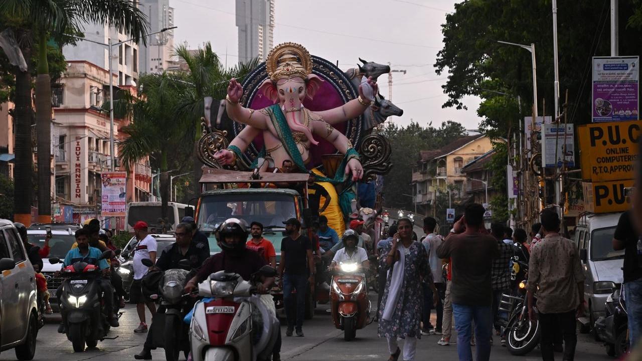  Lord Ganesha, the son of Lord Shiva and Goddess Parvati, is known as the remover of obstacles (Vighnaharta) and the god of intelligence and intellect