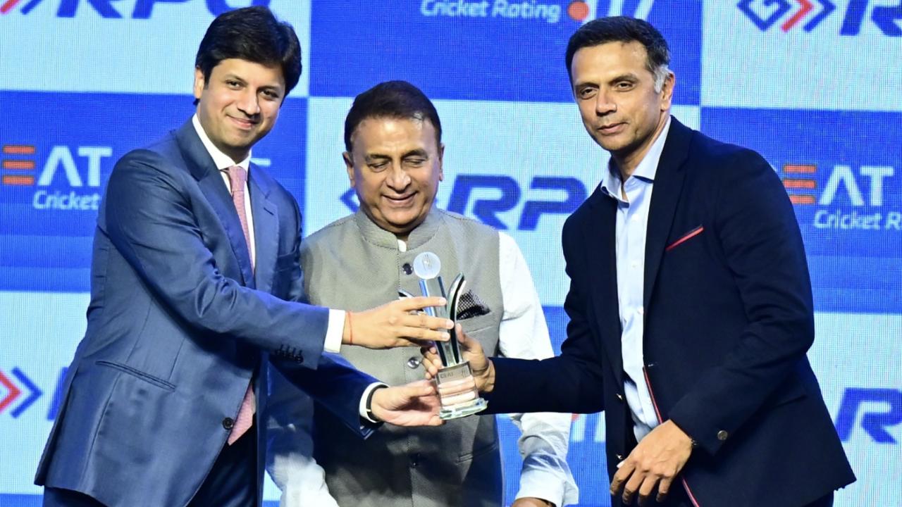 Rahul Dravid, former India head coach, receives life time achievement award during the CEAT Cricket Ratings Award 2024 from Sunil Gavaskar