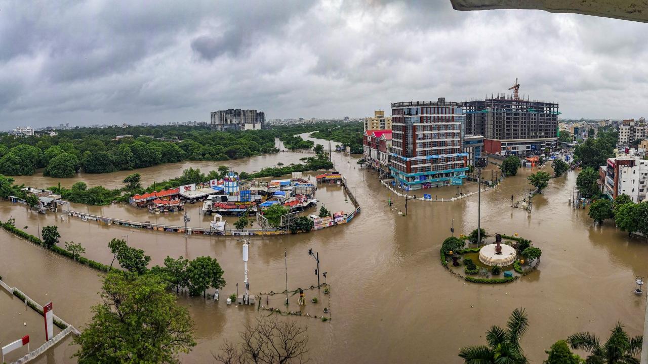 Gujarat floods: Rahul Gandhi, Kharge urge govt to provide all possible assistance