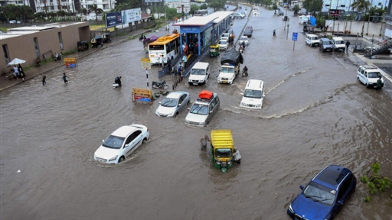 Several trains to Mumbai from Gujarat cancelled due to heavy rains