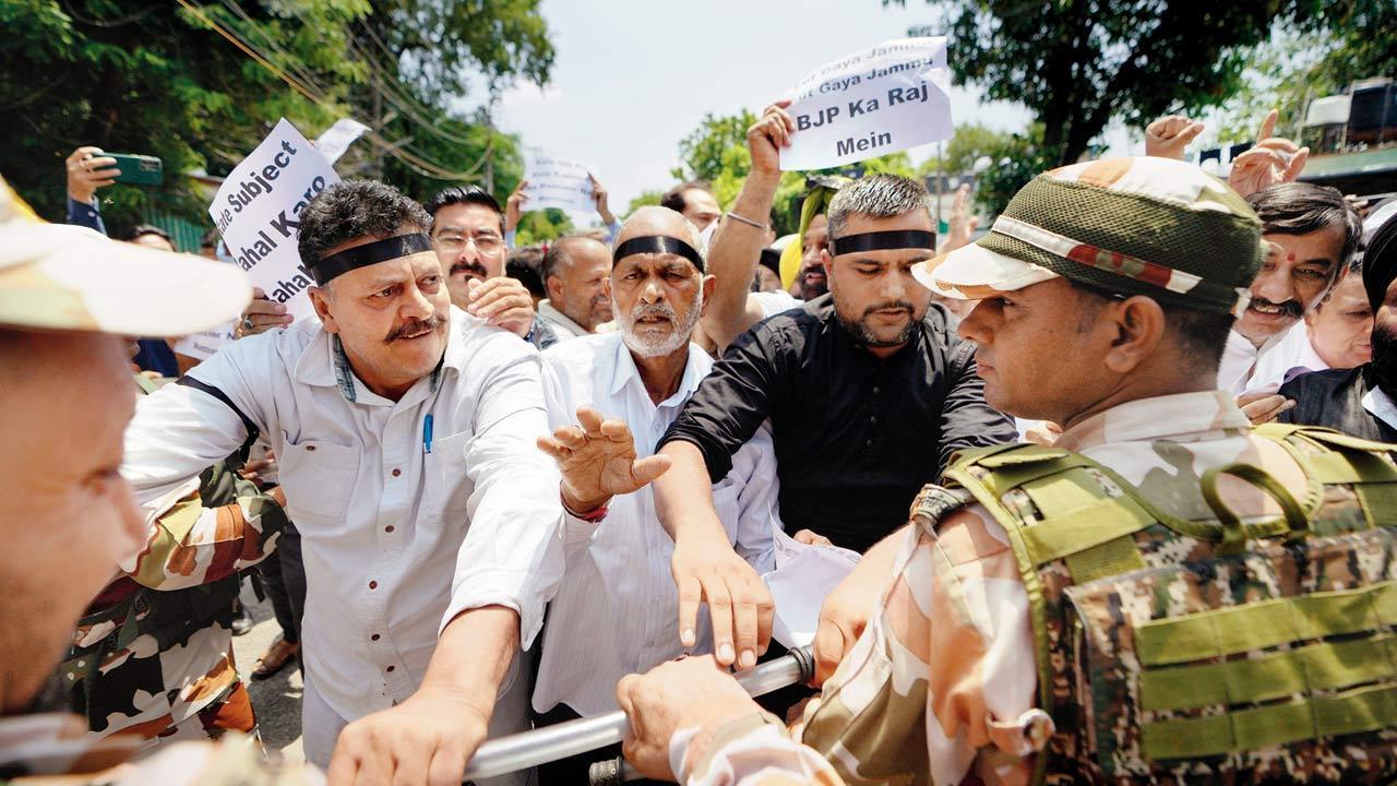 PM hails Article 370 abrogation as new era for J&K, Ladakh