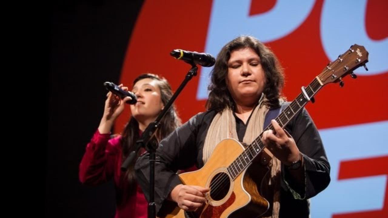 Pakistani singer Haniya Aslam passed away on Sunday night. She was well known for her Coke Studio songs. Swanand Kirkire shared his last chat with her paying her a tribute. Read full story here