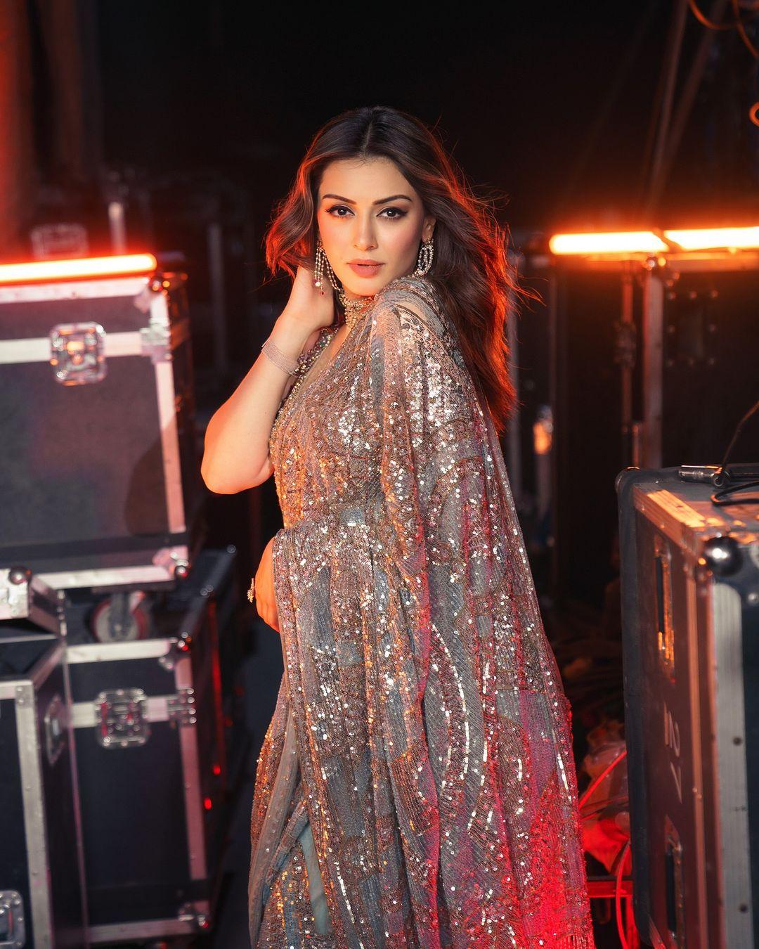 Her first release in 2017 was Bogan, which received positive reviews. Critics especially praised her performance in key scenes.