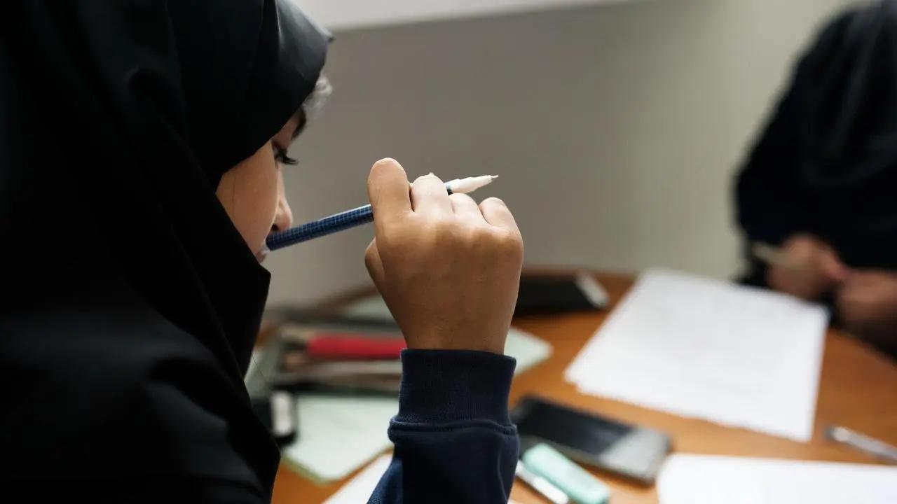 Supreme Court stays Hijab ban in Mumbai college