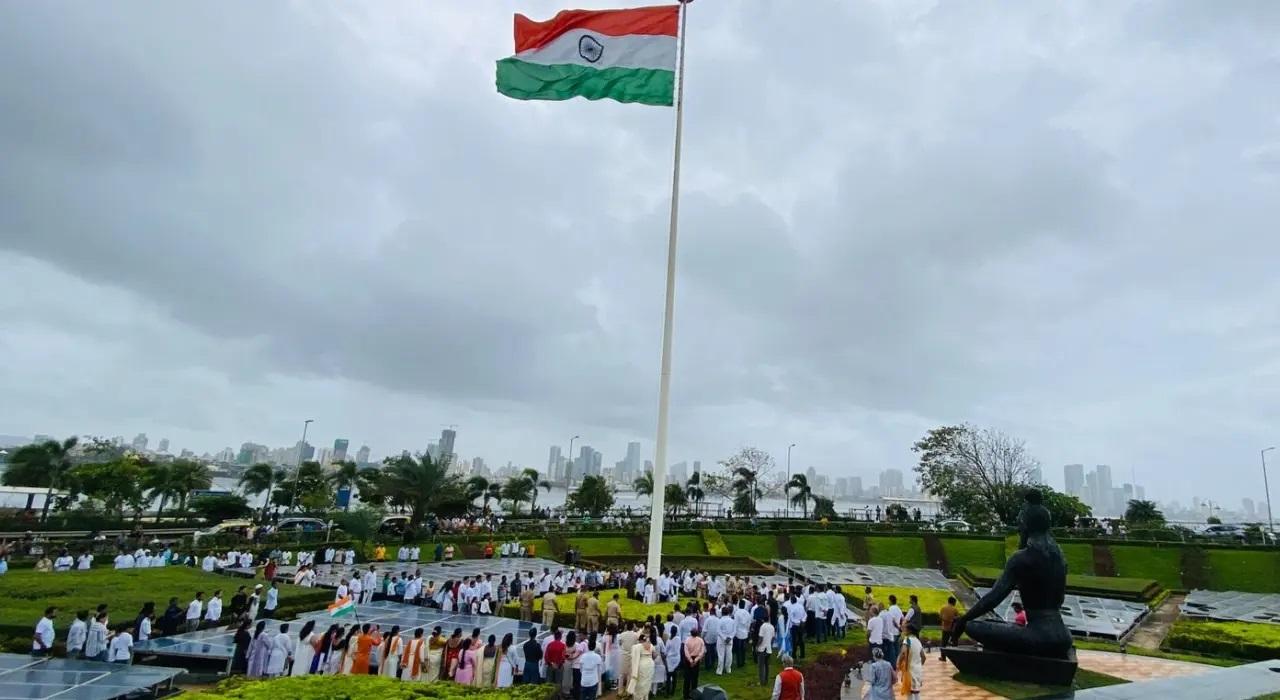 As we celebrate Independence Day, let’s not forget those who fought to win the country’s freedom. With the Freedom Fight Tour Circuit, you can spend five hours in their shoes and learn about the role that Mumbai played in the struggle for independence, as well as which places in the city saw pivotal moments in the fight.
When: August 15Where: Dadar Railway StationPrice: Rs 1,000 onwardsTo Book: bookmyshow.com