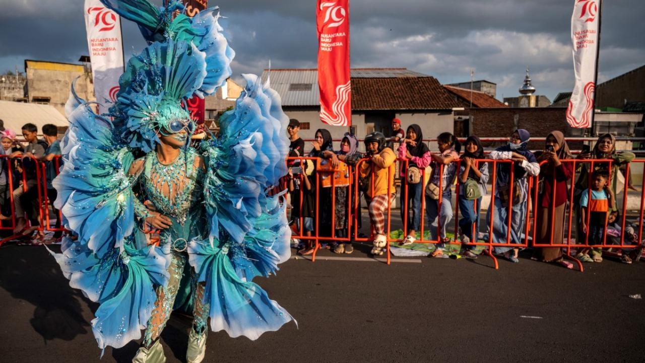 The core of the carnival is the grand parade, where models don intricate and often extravagant costumes. These costumes are designed to reflect diverse themes that can include traditional Indonesian elements, fantasy, or contemporary fashion
