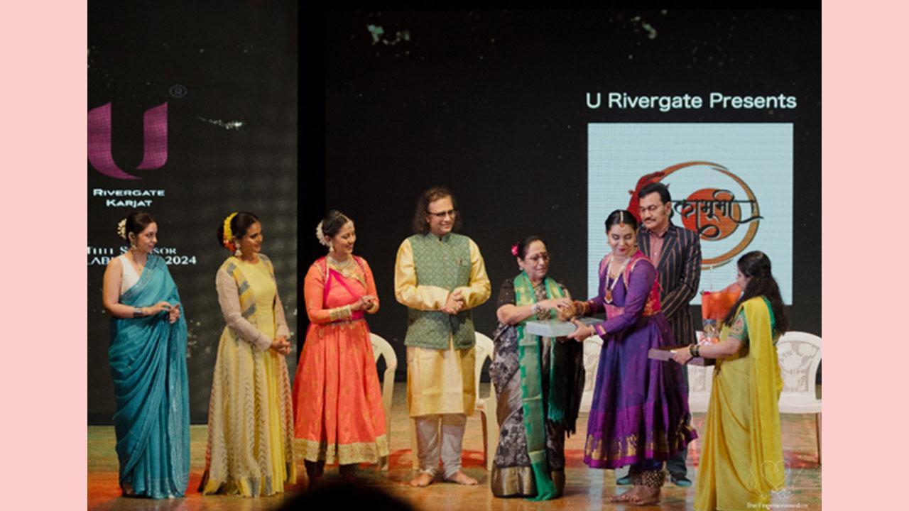 Dancers of KathakBeats Dazzle with Grace and Precision at Kalabhoomi 2024