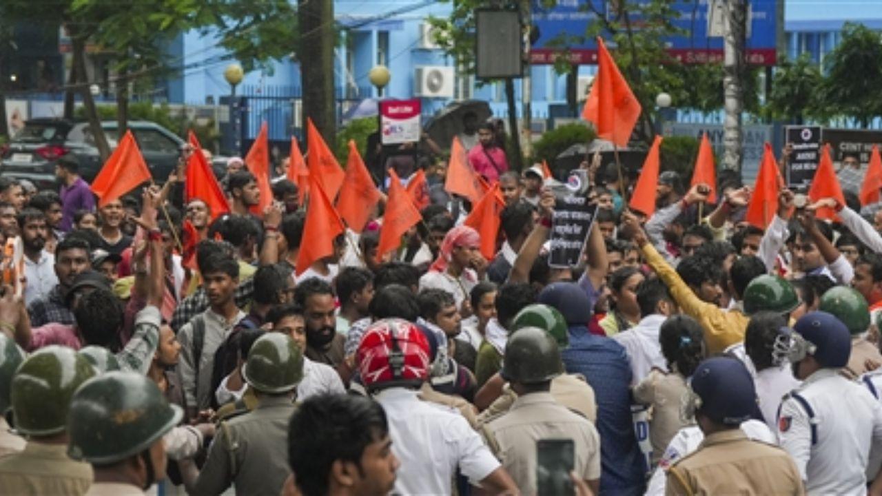 The protests were sparked by the discovery of a post-graduate trainee doctor's body in the seminar room of RG Kar Medical College and Hospital on August 9. The incident, involving the alleged rape and murder of the medic, has triggered widespread outrage across the country. A civic volunteer was arrested the following day in connection with the crime, leading to growing demands for accountability and justice.