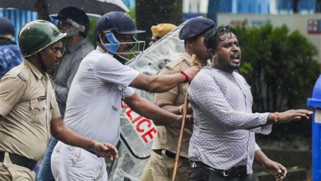 ABVP activists participating in the protest demanded the resignation of West Bengal Chief Minister Mamata Banerjee, who also holds the portfolios of health and home. The protestors, especially enraged women activists, voiced their frustration over the alleged rape and murder, describing the incident as 