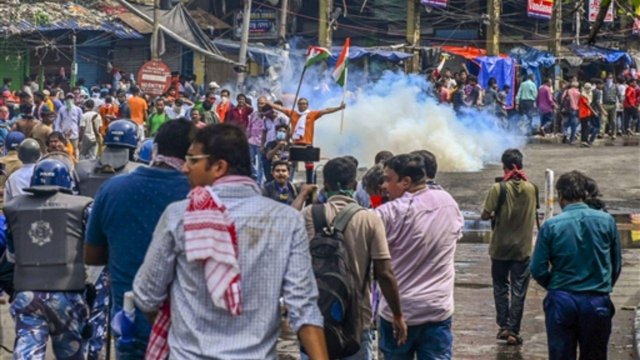 The West Bengal government urged citizens not to participate in the BJP's 12-hour bandh on Wednesday, declaring that all government offices would remain open and warning employees against unauthorised absence.