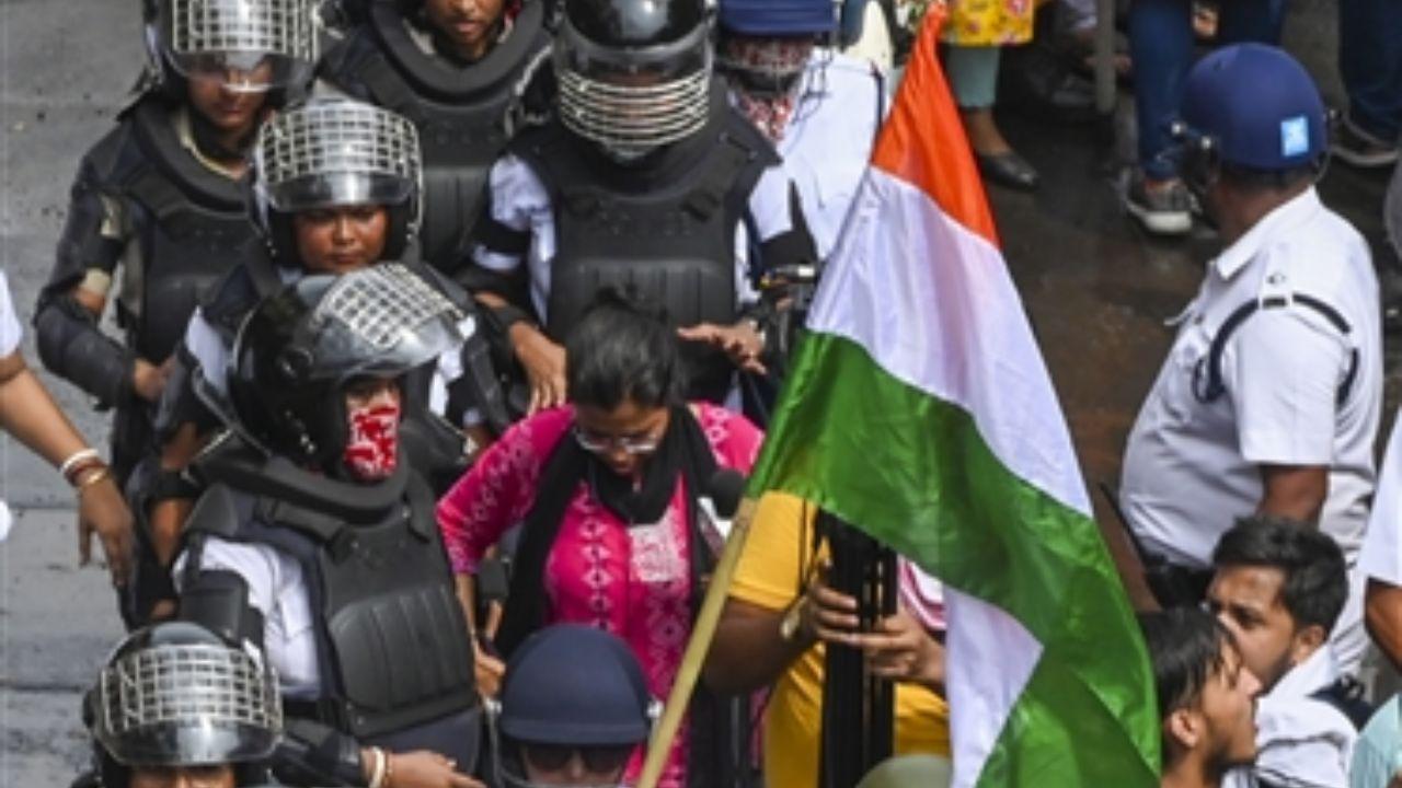 Several police vehicles were vandalised, and a police motorcycle was torched by protestors near the Babughat riverfront in Kolkata. The violence escalated as protestors breached police barricades and attempted to reach Nabanna.