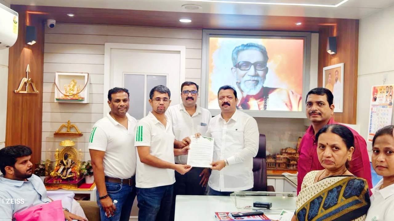Kurla residents have a deadline for Maharashtra govt : Aug 15