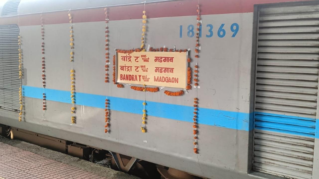 Railway minister Ashwini Vaishnaw attended the function through video link, while BJP's Pravin Darekar, Ashish Shelar, former MP Gopal Shetty and a few other party leaders were present during the flag-off function at Borivali station