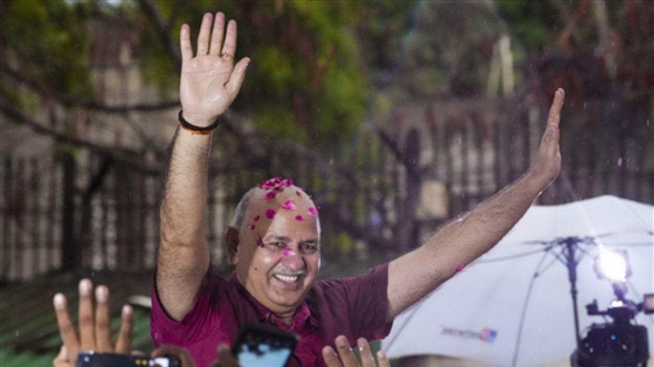 Manish Sisodia’s release has reignited hopes for the release of Delhi Chief Minister Arvind Kejriwal, who is also incarcerated in Tihar Jail in connection with the same case. Sisodia expressed optimism that the power of the Constitution and democracy would similarly pave the way for Kejriwal’s release. 