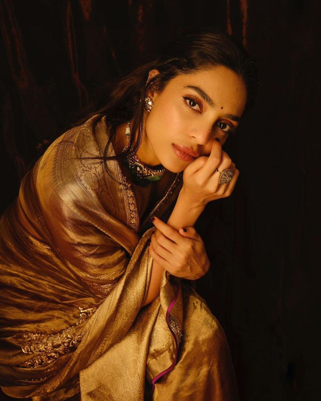 Thanks to Manish, he brought back handwoven tissue sarees that were rocked by actors throughout 2023. 