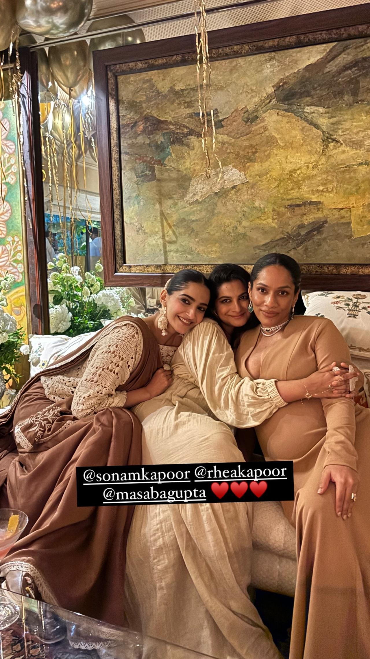 Sonam Kapoor and Rhea Kapoor were the hosts for the baby shower. 