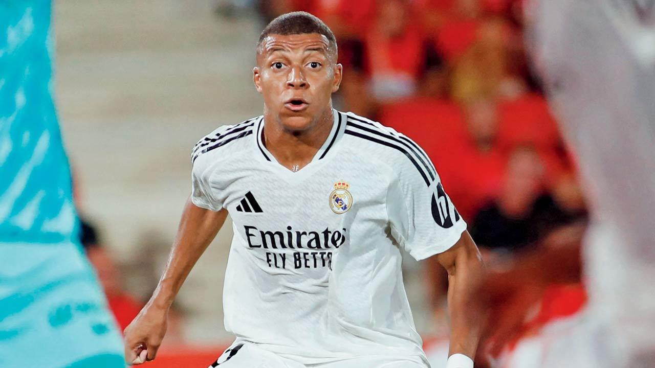 Real Madrid boss Carlo hails goalless Mbappe in 3-0 win