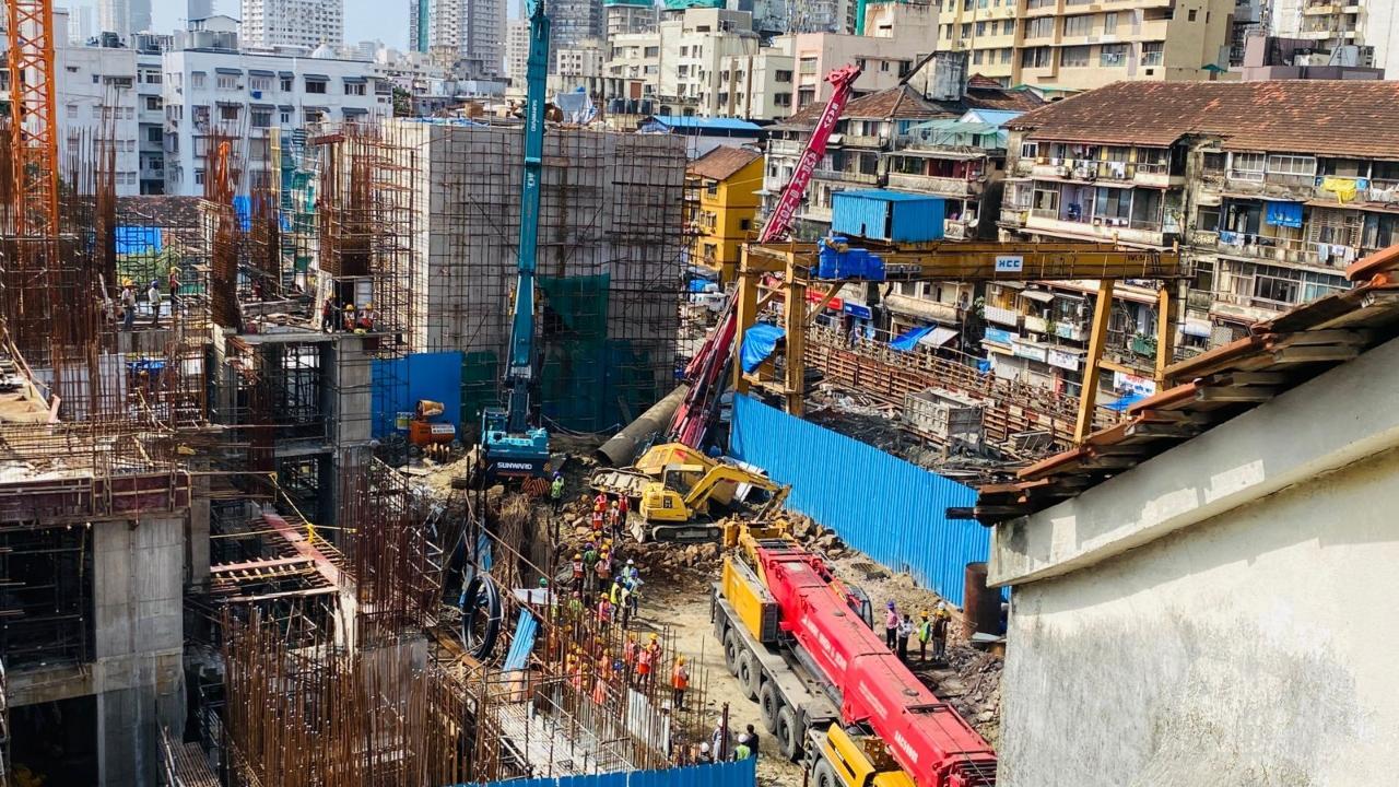 MMRCL piling rig falls during ongoing Mumbai Metro 3 work at Girgaon, no one injured