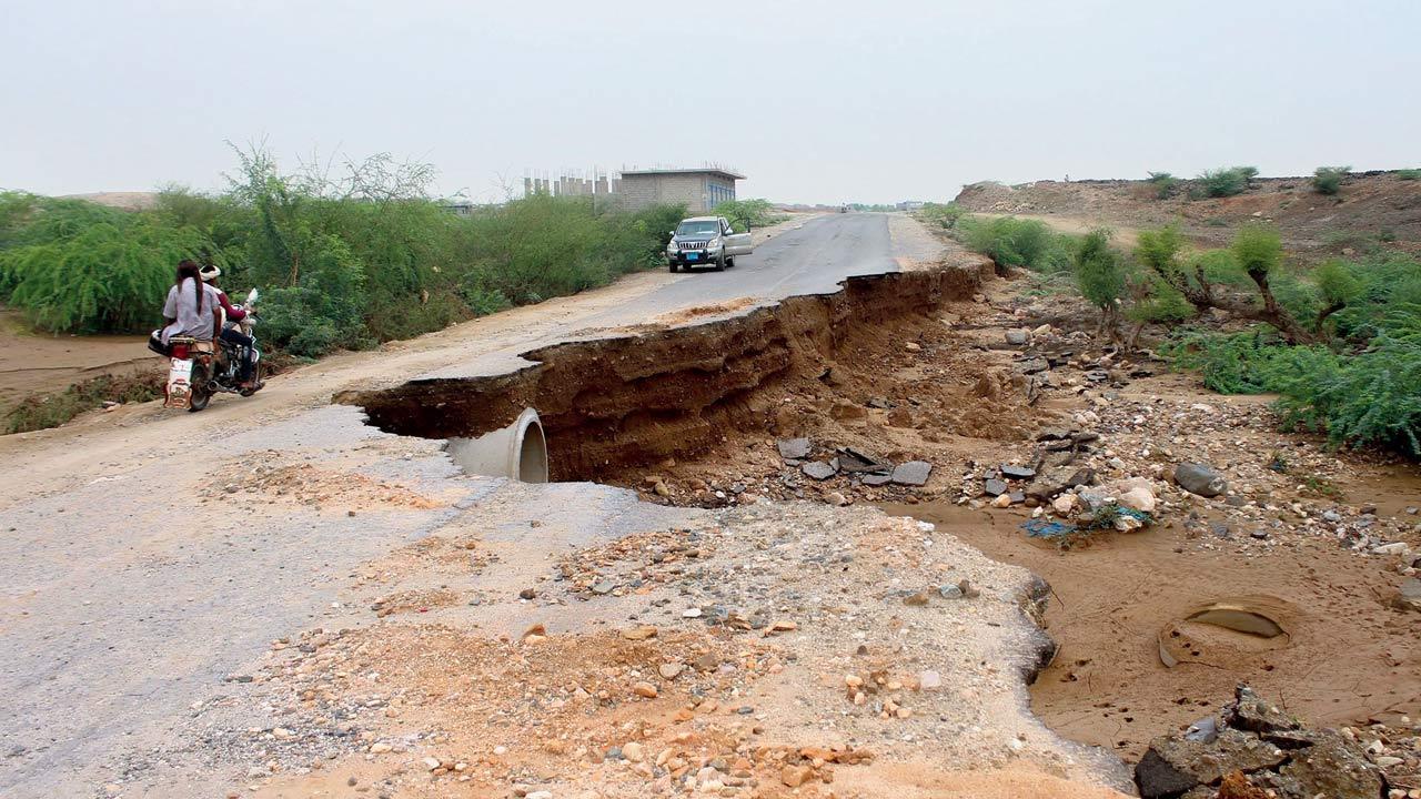 24 missing after floods rip through north Yemen village