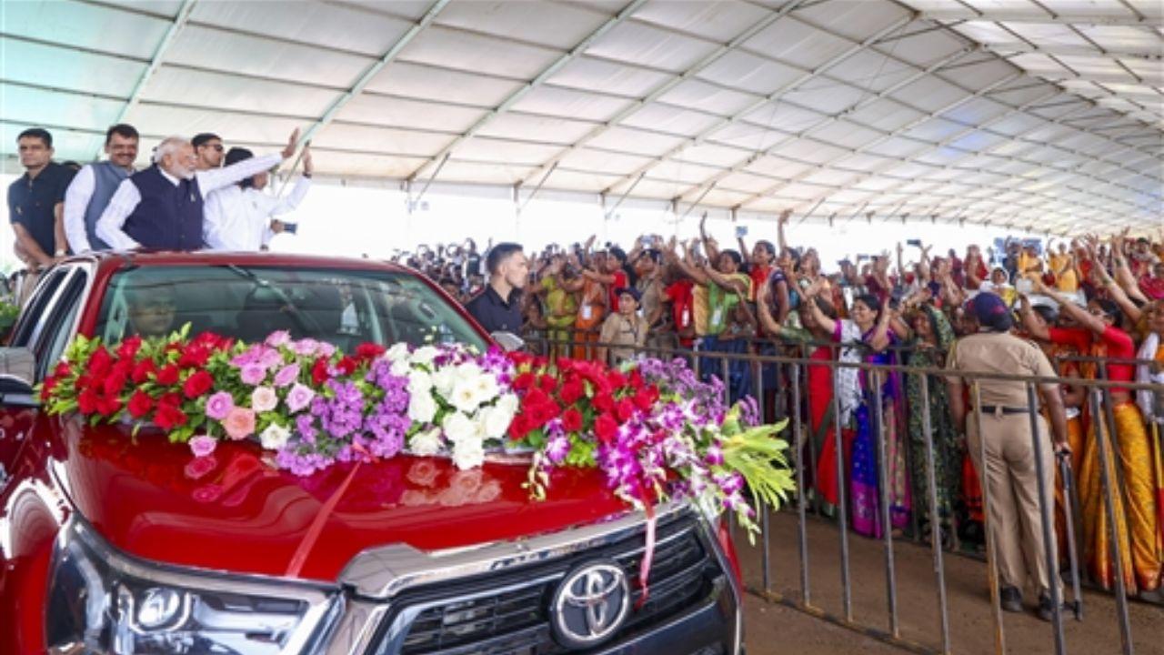 PM Modi’s remarks came in the wake of two tragic incidents—the brutal rape and murder of a trainee doctor in Kolkata and the sexual abuse of two young girls in Badlapur, Maharashtra. He acknowledged the pain and anger felt by women across the country and called for accountability at every level of society.