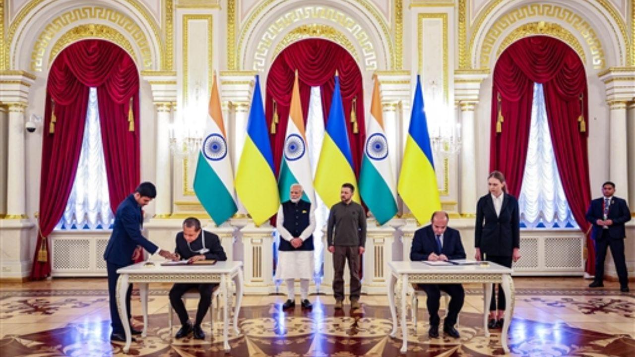 Ukrainian President Volodymyr Zelenskyy expressed gratitude towards Prime Minister Modi for the humanitarian aid. 