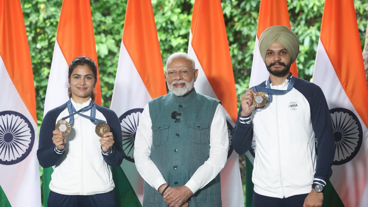 PM Modi addressed the members of the Indian contingent and also interacted with some of them including shuttler Lakshya Sen