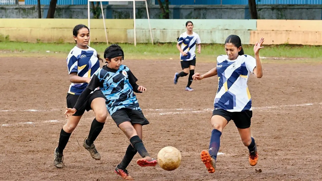 Rustomjee sail past Lakshadham 4-0 into semis