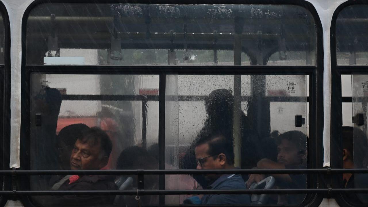 The IMD, which had earlier given a yellow alert, revised to an orange alert demarcating that the city and suburbs will receive heavy to very heavy rainfall. 