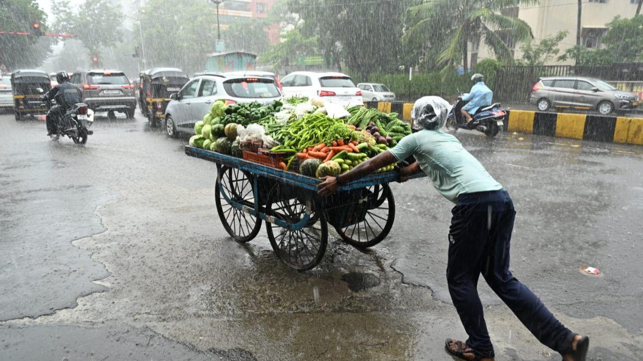 The IMD has issued a nowcast warning for the Mumbai suburban and said heavy spells of rain over the next 3-4 hours.