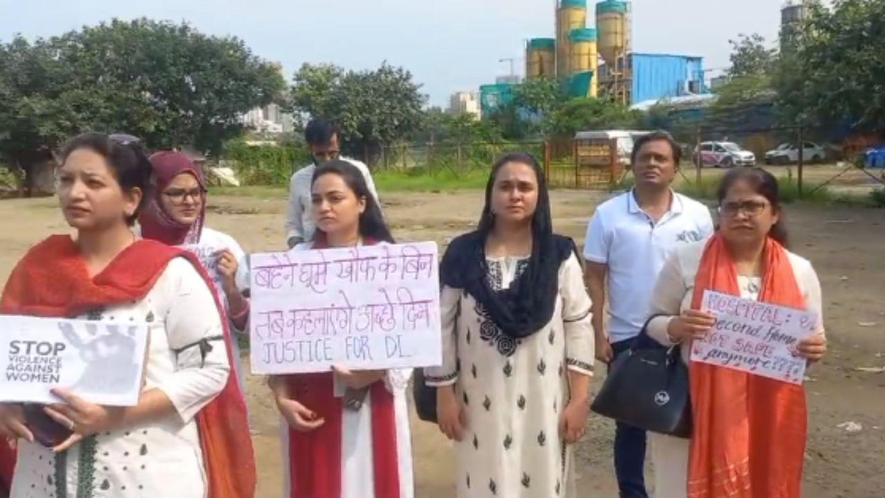 The police accused Sarkar and Goswami of spreading misinformation and disclosing the identity of the postgraduate trainee doctor who was allegedly raped and murdered while on duty.