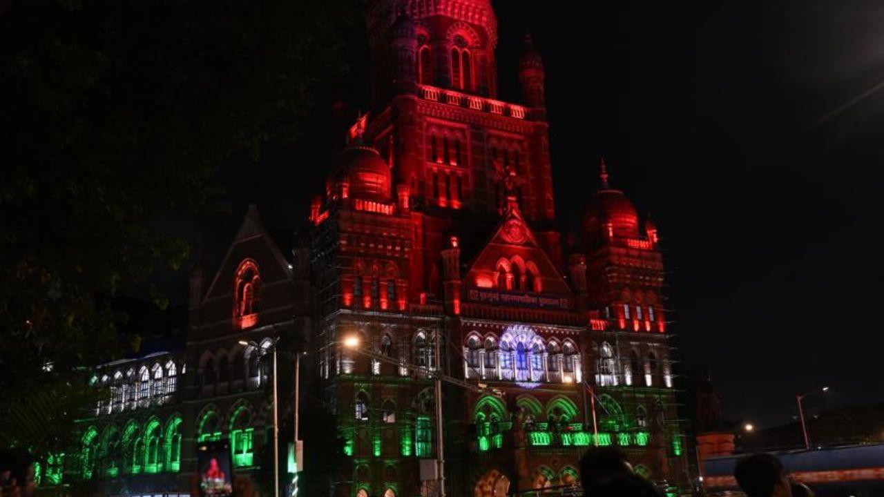 Similarly, the Vidhan Bhavan and Mantralya (the secretariat) buildings were illuminated to mark Independence Day 2024. 