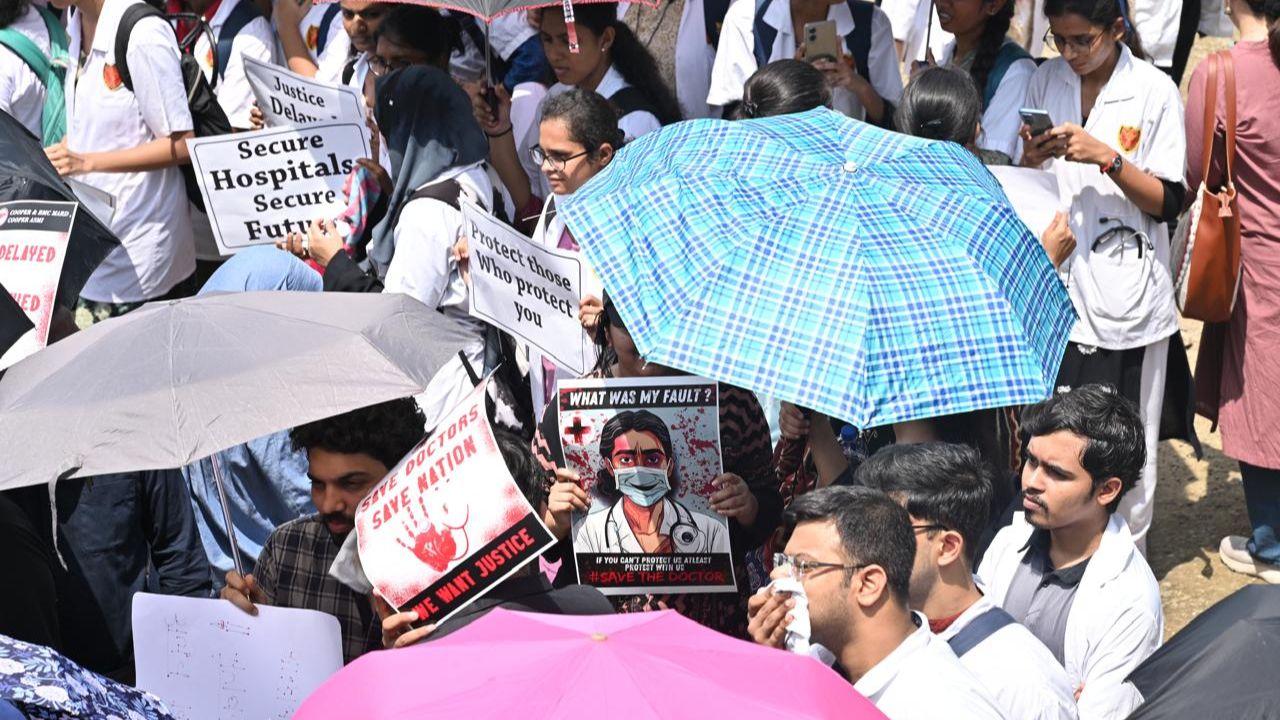 On August 9, a trainee doctor was found dead in the seminar hall of the RG Kar Hospital where she worked. Currently, the CBI is probing the case.
