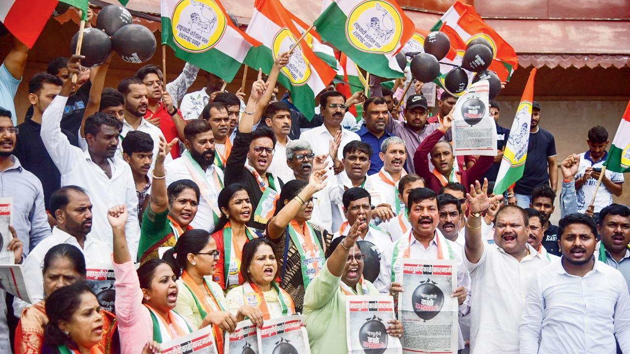 Maharashtra: MVA to protest on Sunday over statue collapse