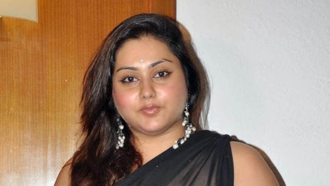 Actress and BJP member Namitha alleges Madurai temple of discrimination, says she was asked to prove religion