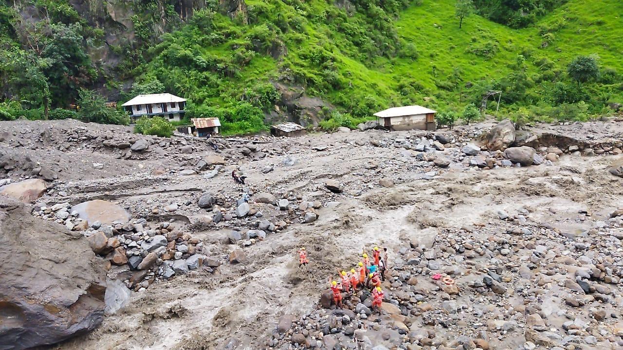 Mid-Day Top News at this hour: 53 still missing after Himachal cloudburst; 21 Indian fishermen released from Colombo prison and more