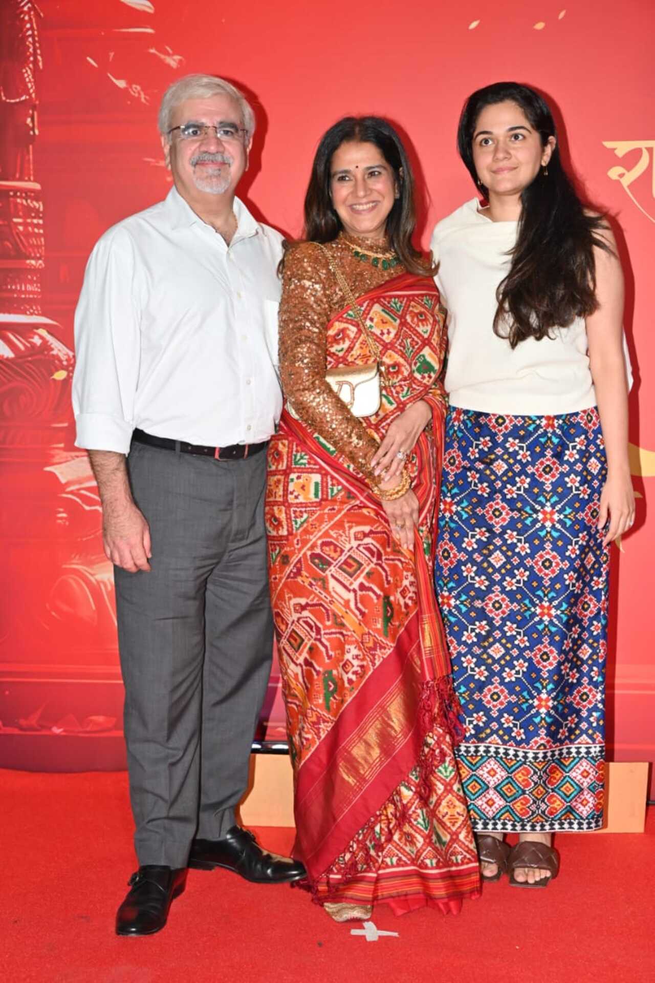 Radhika Merchant’s parents and sister Anjali Merchant also attended the grand affair at NMACC. 
