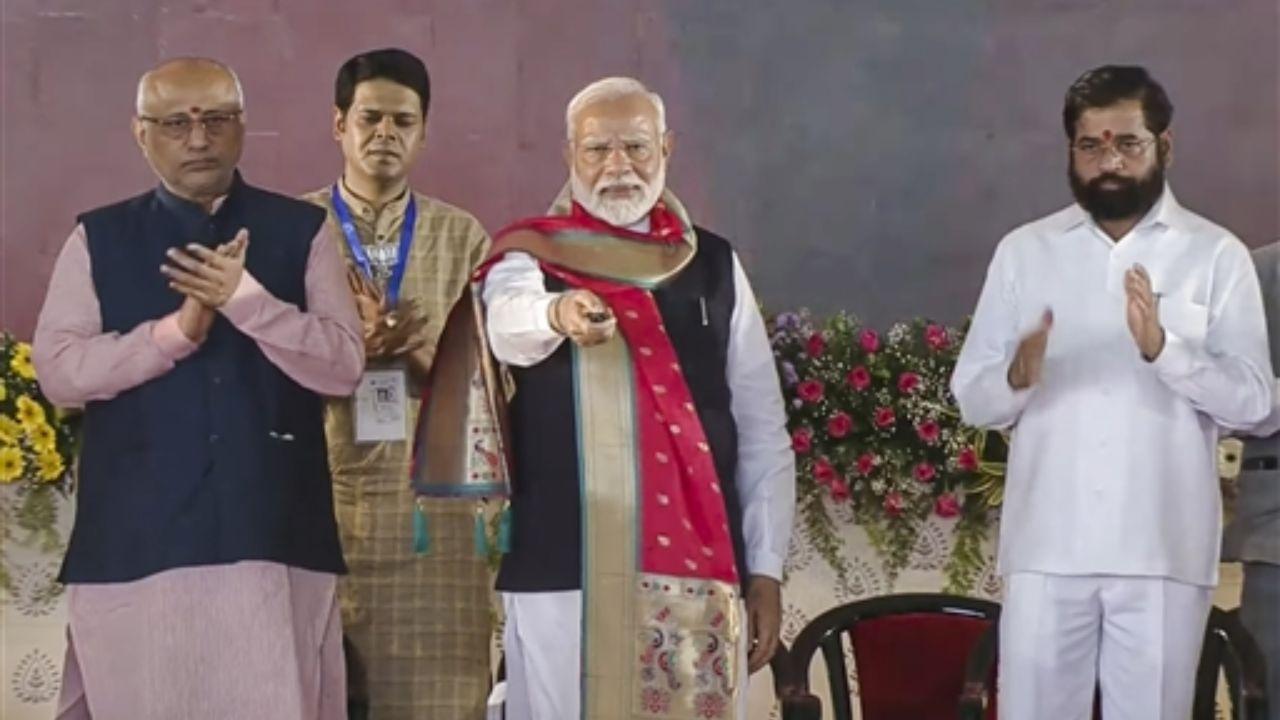 PM Modi lays foundation for Vadhvan Port in Palghar near Mumbai