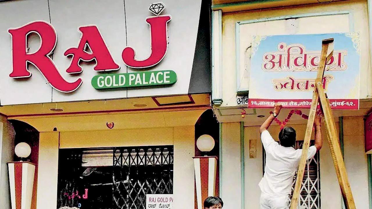 Guidelines for shops in Mumbai not displaying Marathi signboards to be amended