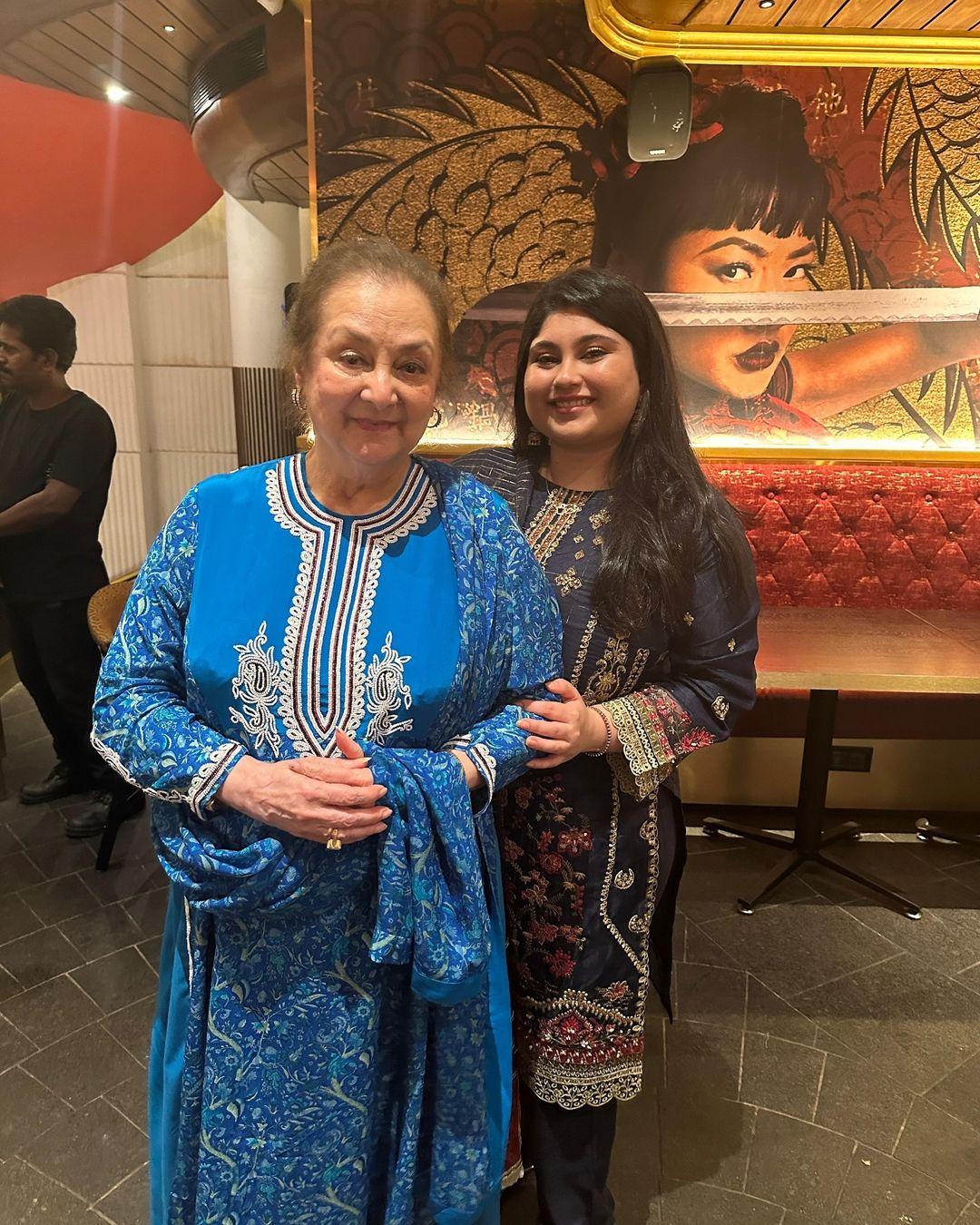 Saira Banu made her acting debut at the young age of 16 with the film 'Junglee' in 1961, opposite the famous actor Shammi Kapoor