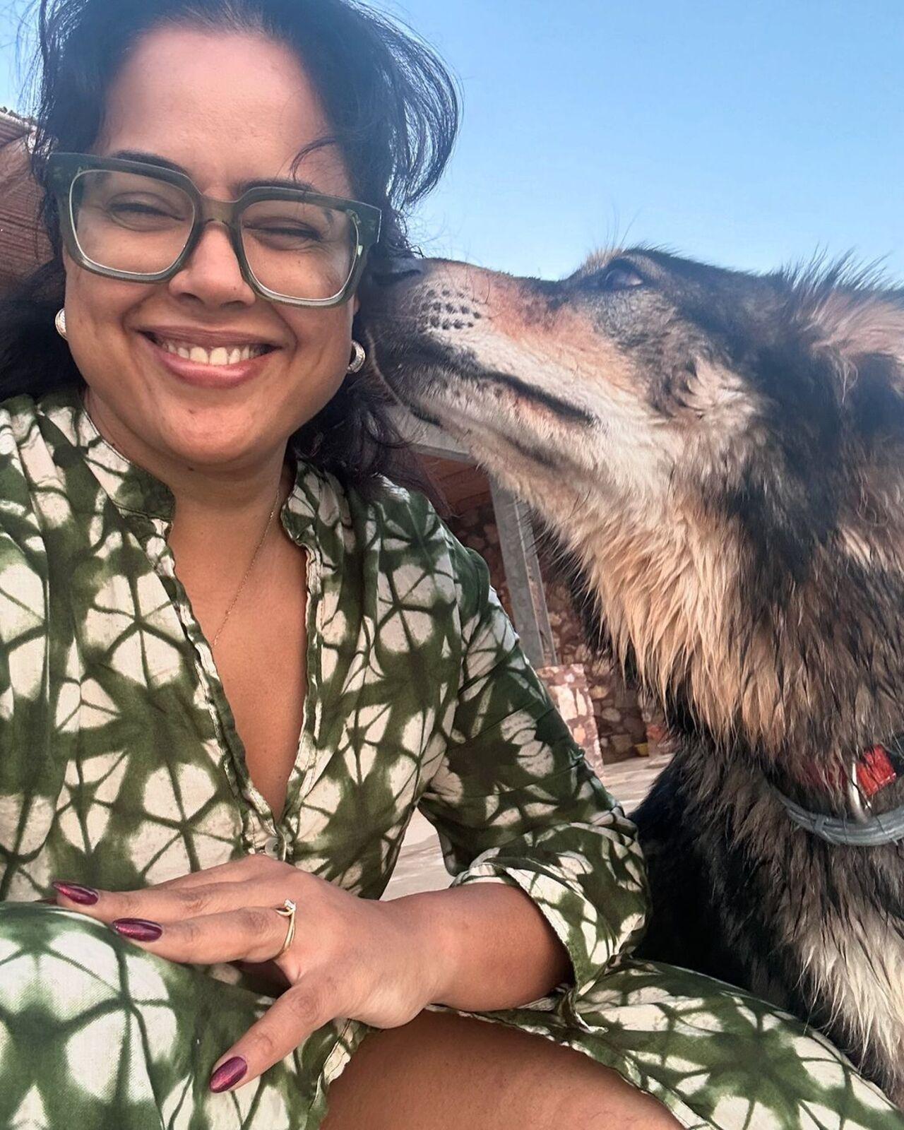 Sameera took to Instagram and shared envious pictures from the exotic getaway alongside her cute companion. 