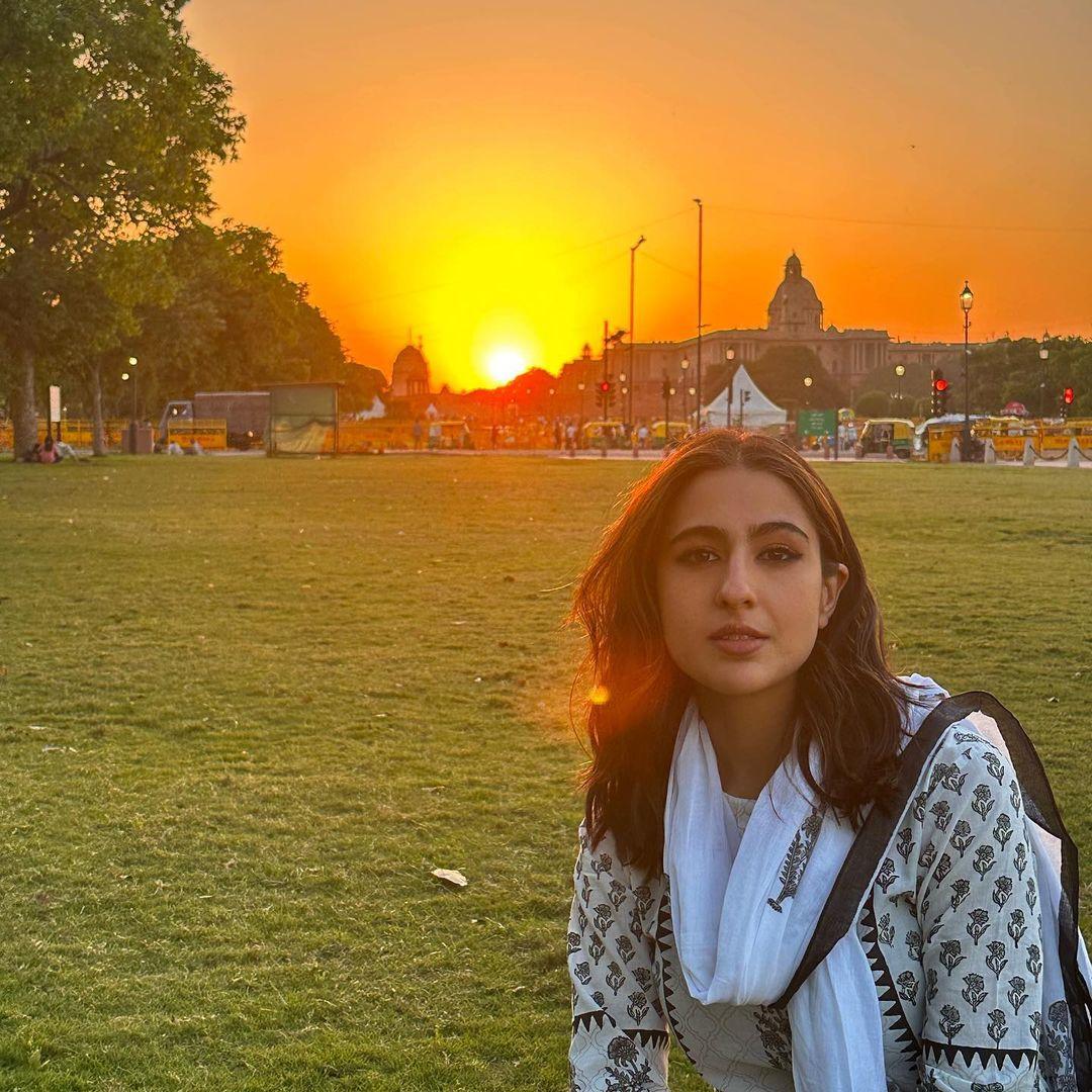 Sara’s travel experiences inspire her fans to explore new places.