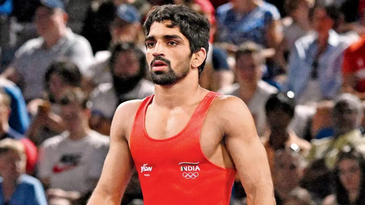 India's tally went up to five bronze medals when wrestler Aman Sehrawat defeated Puerto Rico's Darian Cruz in the men's 57kg freestyle category. The 21-year-old wrestler won the match by 13-5 against Cruz