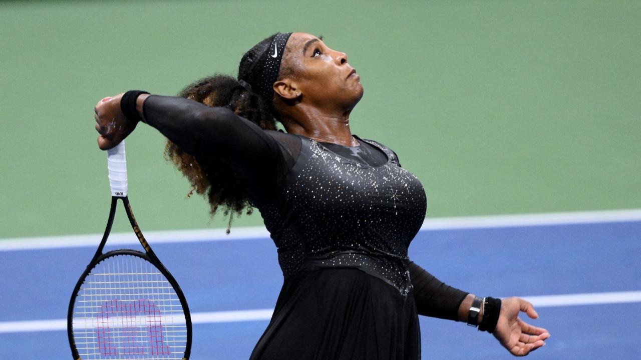 Serena Williams
USA' Serena Williams won her first French Open and Wimbledon titles in 2002. In the French Open, she defeated Venus Williams by 7-5, 6-3 and in Wimbledon she won again against Venus. In the 2003 Australia Open finals, the faceoff between the Williams ended in the favour of Serena. Back in the year 1999, she won the US Open by beating Martina Hingis. In the 2012 London Games, Serena Williams won the gold medal by defeating Russia's Maria Sharapova by 6-0, 6-1