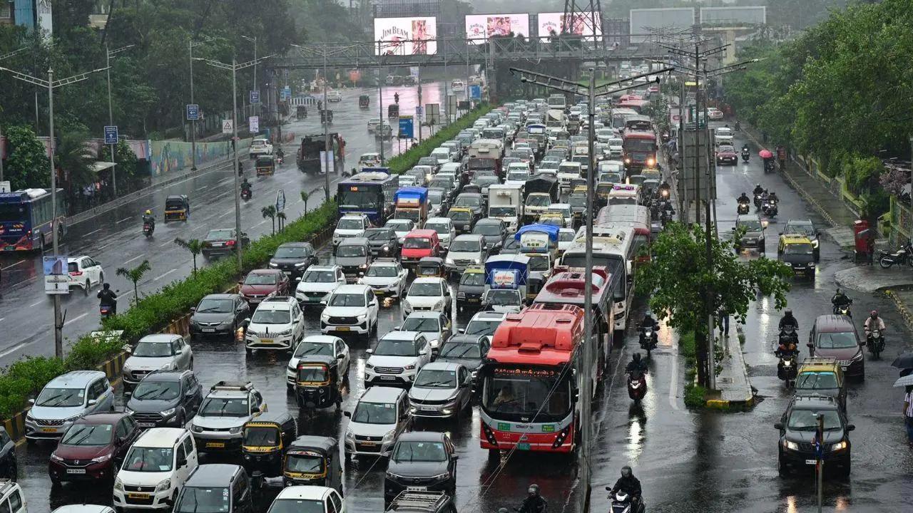 Mumbai weather update: IMD predicts intermittent moderate for city, suburbs