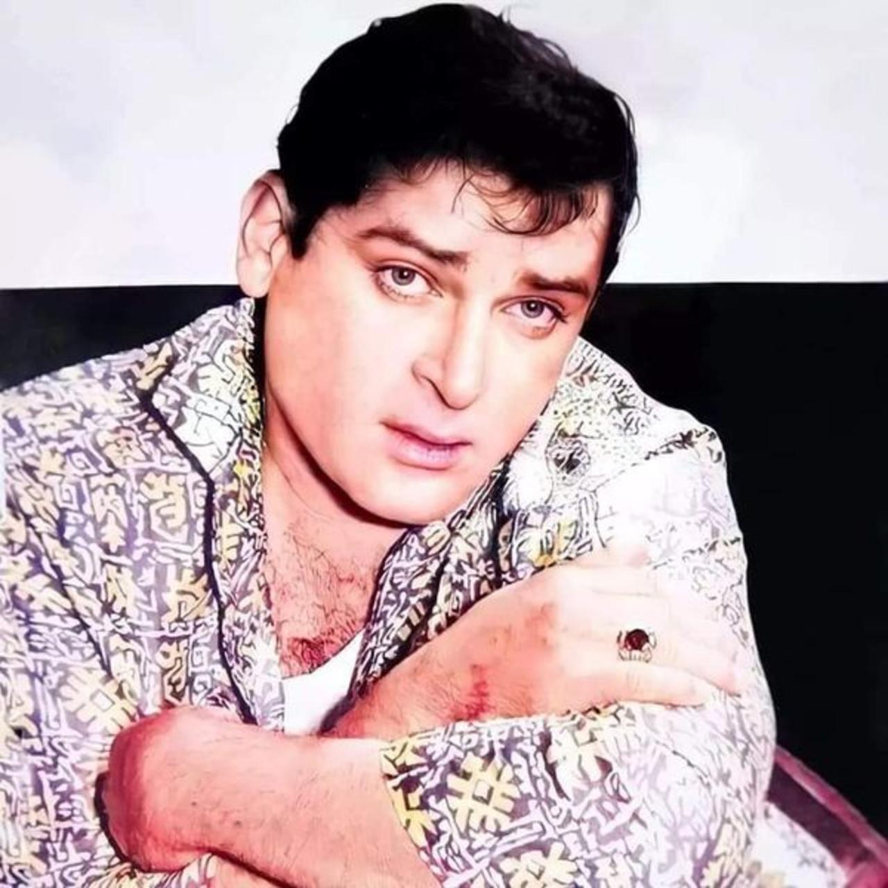 One of the last plays that Prithvi Theatre did was Ramanand Sagar's Kalakar, in which Shammi Kapoor played a negative character who seduces the heroine of the play. 